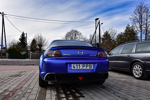 Mazda RX-8 (5 фото из 6)