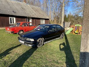 BMW e36 316 (2 фото из 10)
