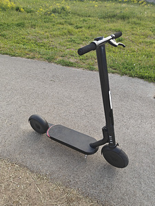 Äike T - •	24/7 GPS-kaitse ja vargusevastane süsteem (1 foto / 6)