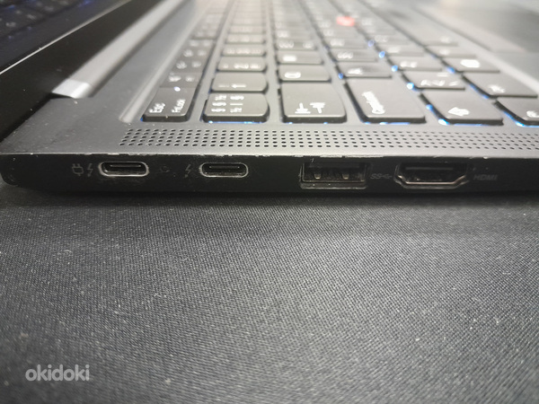 Lenovo ThinkPad X1 Carbon Gen 9 14" 4K/i7-1165G7/32GB/1TB (фото #3)
