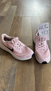 Обувь размер 31-36 ( 7 пар) Nike, Viking, Adidas (8 фото из 8)