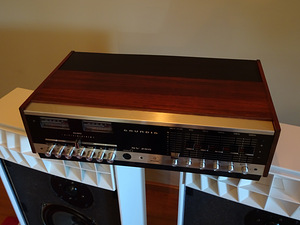 VINTAGE VÕIMENDI - GRUNDIG SV 200 + GRUNDIG BOX 703 (1 foto / 3)