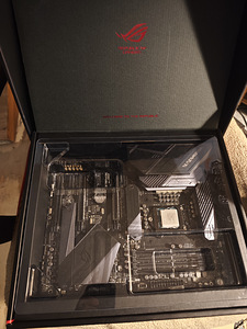 Asus ROG Maximus Xi Hero Z390 + i5-9600kf (6 foto / 7)