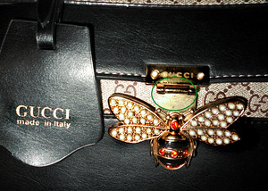 Gucci stiilne must- beezi mesilasega käekott-õlakott (5 foto / 9)