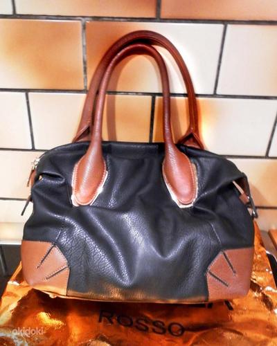 Кожаная объемная черная с коричневыми деталями сумка, новая (фото #1)