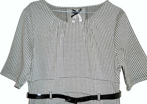Эффектное офисное платье-футляр -стрейч 44-48-XL-2XL (1 фото из 3)