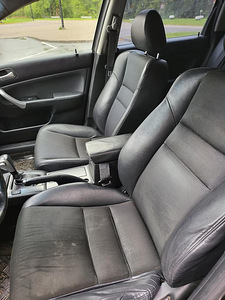 Honda Accord Tourer 2005a (5 foto / 6)