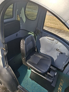 2-kohaline elektriline mopeedauto Cajero 2017.a (8 foto / 8)