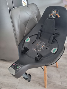 Cybex z i size turvatooli või turvahälli alus (1 foto / 3)