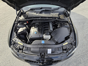 Varuosadena BMW kabriolett 330i E93 200kw N53 2009 automaat (4 foto / 10)
