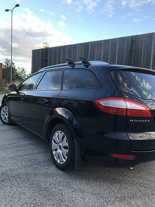 Ford Mondeo 1.8. 74kw (4 foto / 14)
