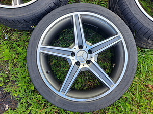 Диски Mercedes 5x112 r20 + летние шины 255/40 (5 фото из 10)