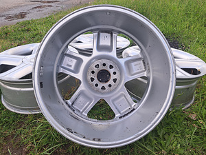 MOMO veljed 5x112 r20 (3 foto / 7)