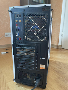 Lauaarvuti i9-12900K,Z690, 64GB DDR5,GTX 1070 (5 foto / 7)