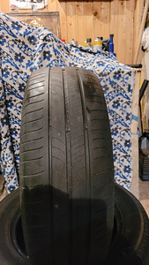 Michelin 215/60 R16 Suverehvid (2 foto / 3)