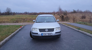 VW Passat 1.6 i 75 kw (2 foto / 9)