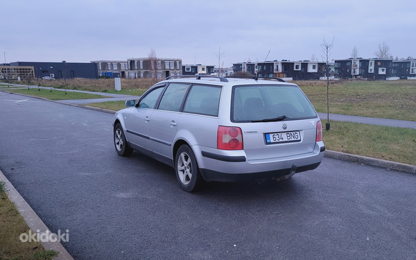 VW Passat 1.6 i 75 кВт (фото #4)