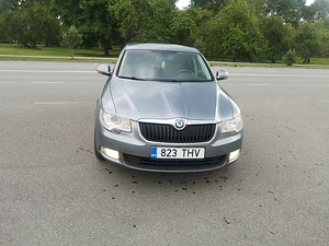 Škoda Superb 1.8 118kw (3 foto / 9)