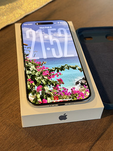iPhone Air 256GB Sky Blue (2 foto / 7)