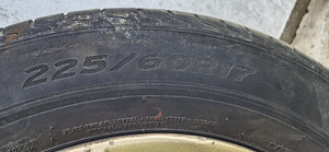 Subaru veljed suverehvidega (6 foto / 8)