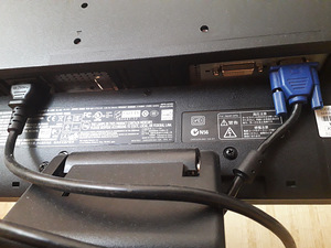 Монитор NEC 22" (5 фото из 5)