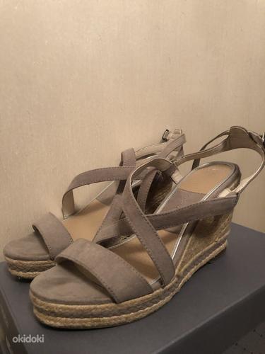 Oysho sandaalid (suurus 39) (foto #1)