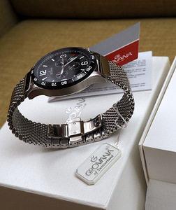 GROVANA CHRONOGRAPH Swiss made (9 foto / 9)