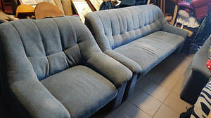 Diivan koos tugitoolidega (1 foto / 4)