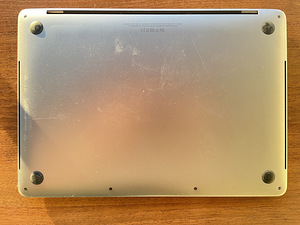 Macbook pro A1706 varuosadeks (2 foto / 4)