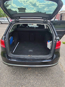 Volkswagen Passat 2011 (5 foto / 14)