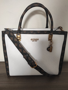 Guess сумка новая