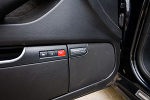 Audi A8 3.0 171kw Long (9 foto / 15)