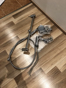 Набор смесителей grohe (1 фото из 4)