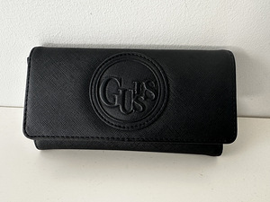 Guess rahakott must (1 foto / 4)