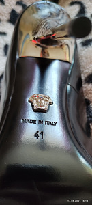 Versace kingad (2 foto / 3)