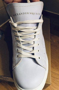 Alexander mcqueen кроссовки (3 фото из 4)