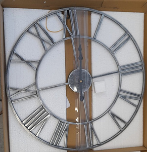 LOT! Suured seina kellad 50cm (1 foto / 1)