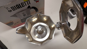 Кофемашина Bialetti (5 фото из 7)