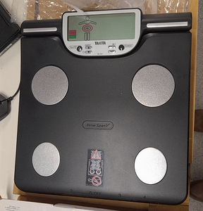 LOT! Tanita BC-602, Body composition,kaalud (2 foto / 3)