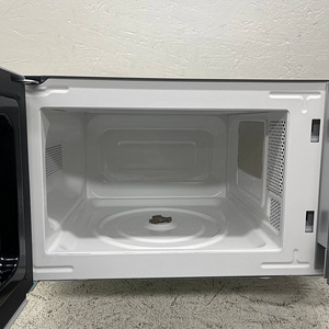 LOT! Beko Moc201103S Mikrolaineahi 20 L Digital 700W Silver (9 foto / 10)