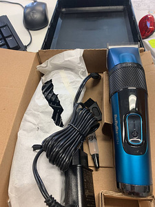 LOT! Babyliss meeste juhtmeta juukselõikur E990E (2 foto / 5)