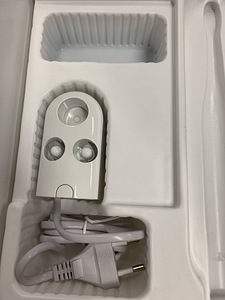 LOT! Braun Oral-B Pulsonic SLIM Elektriline hambahari (4 foto / 4)