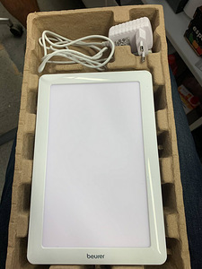 LOT! Beurer TL 30, Päevavalgusteraapia Lamp Laualamp (2 foto / 5)