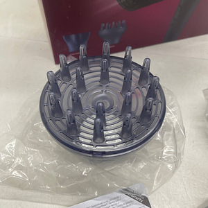 МНОГО! Фен Philips серии 5000 2300 Вт ThermoShield (3 фото из 10)