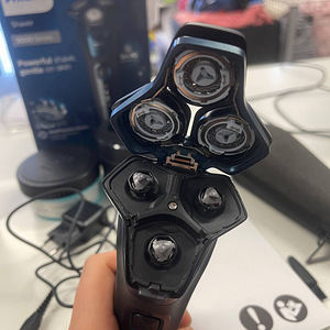 Бритва Philips S5579/50 (7 фото из 10)