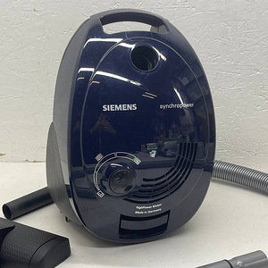 Пылесос Siemens VS06B112A Synchropower 700W (4 фото из 9)