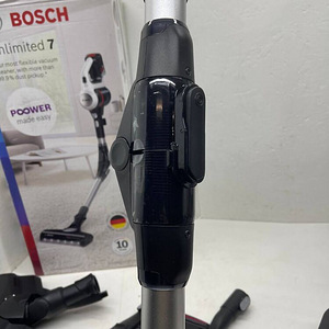 LOT! Bosch Unlimited 7, must - Juhtmevaba varstolmuimeja (8 foto / 10)