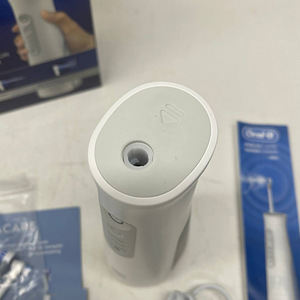 LOT! Oral-B AquaCare 6 Pro-Expert juhtmeta irrigator (7 foto / 10)