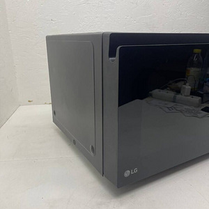 LOT! LG MJ3965BPS Mikrolaineahi 39L Grill (6 foto / 10)