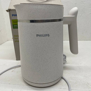 LOT! Philips 5000 Series 1.7l 2000w veekeetja (2 foto / 9)